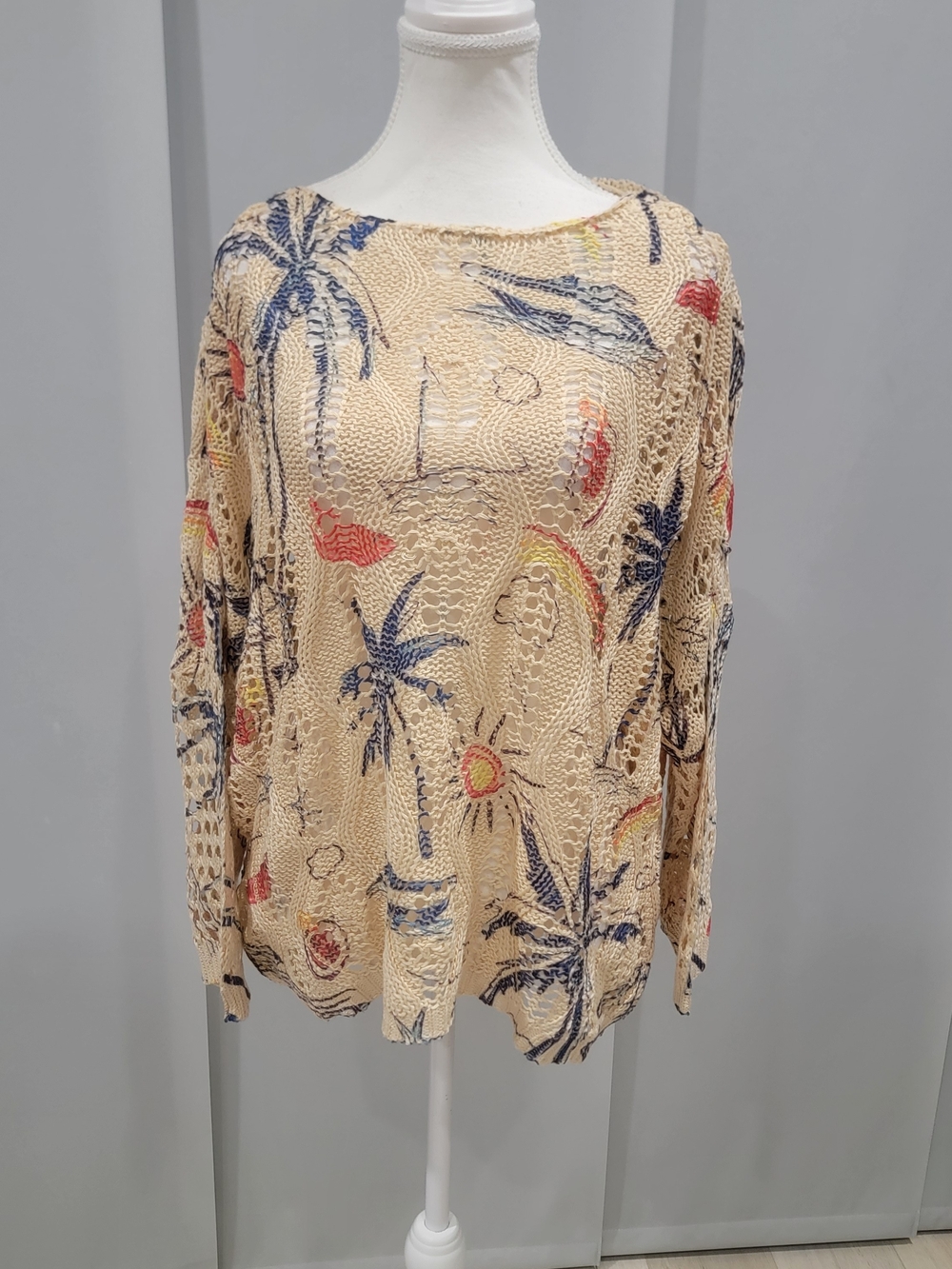 Crew Neck Open-Knit Beach Print Sweater - Beige